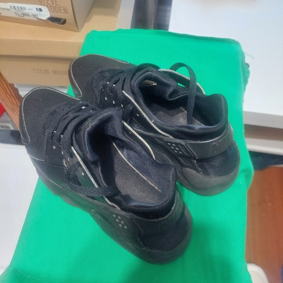 SNEAKER - Picture 5 of 8